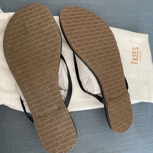 TKEES LILY Beach Vegan Thong Flip Flop Sandals - Picture 4 of 11